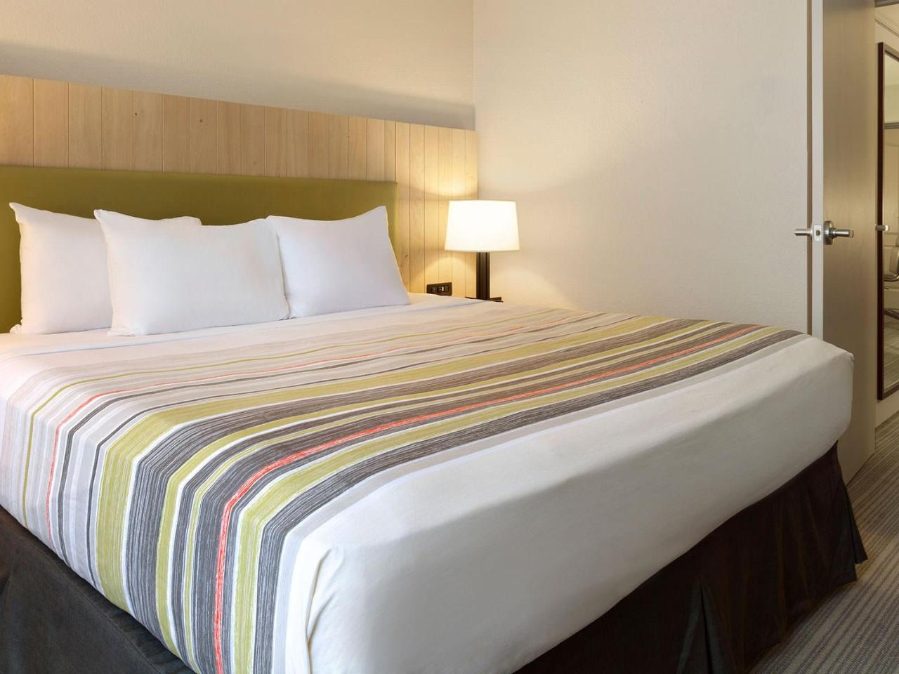 Country Inn & Suites By Radisson, Louisville East, Ky Bagian luar foto