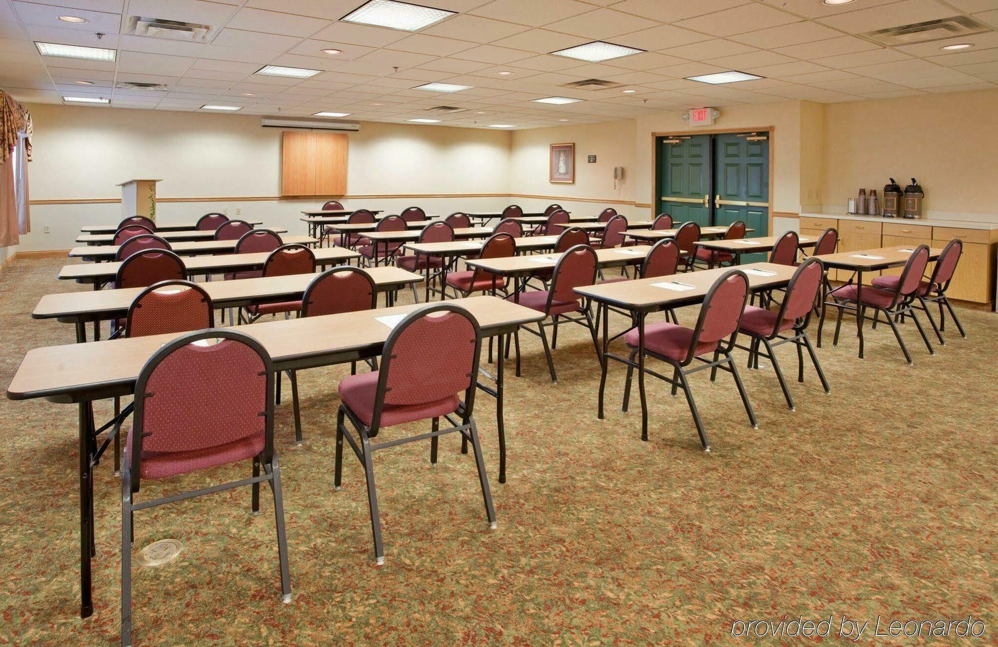 Country Inn & Suites By Radisson, Louisville East, Ky Bagian luar foto